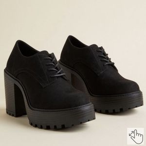 Torrid Platform Oxford Hell bootie size 8
